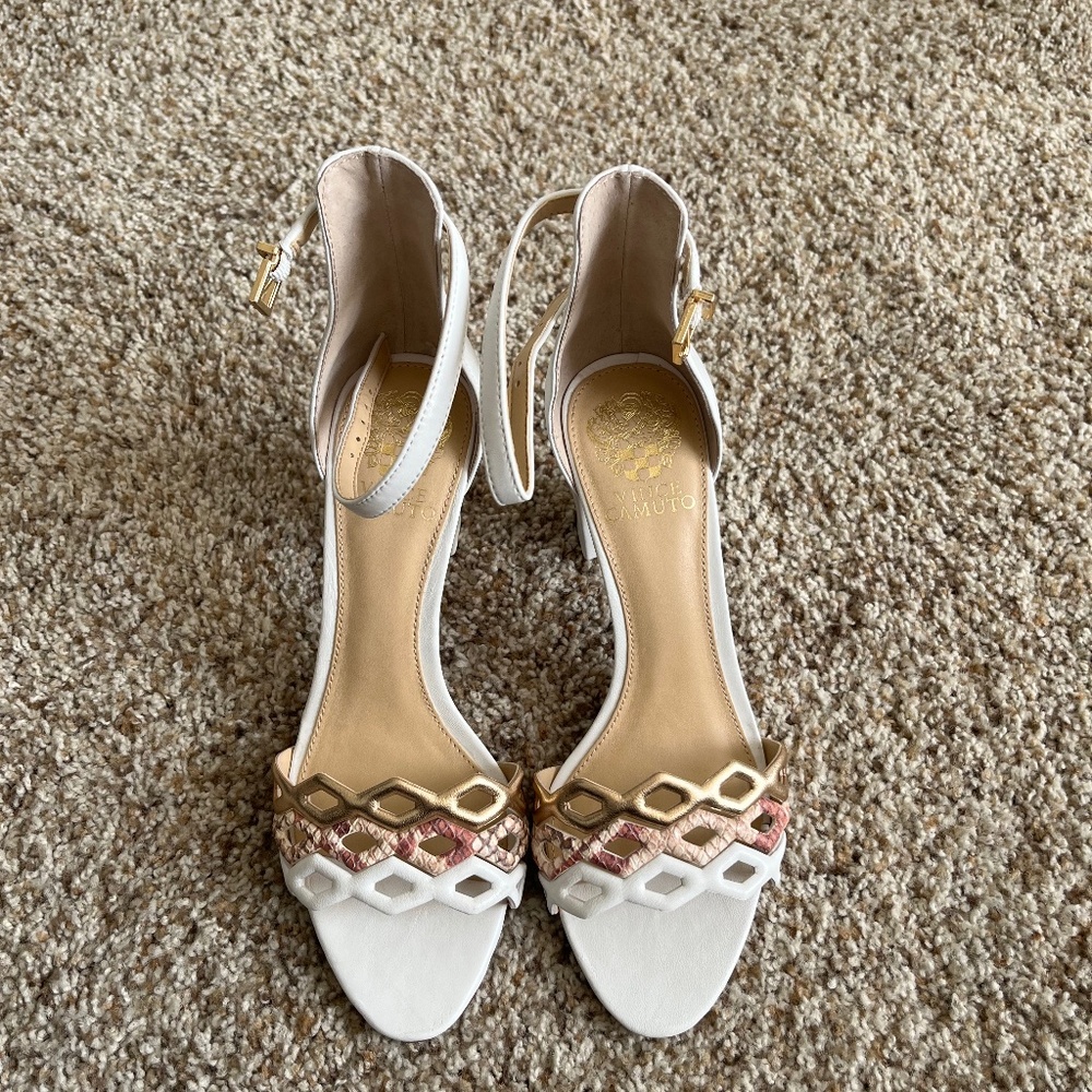 Vince Camuto Sandal